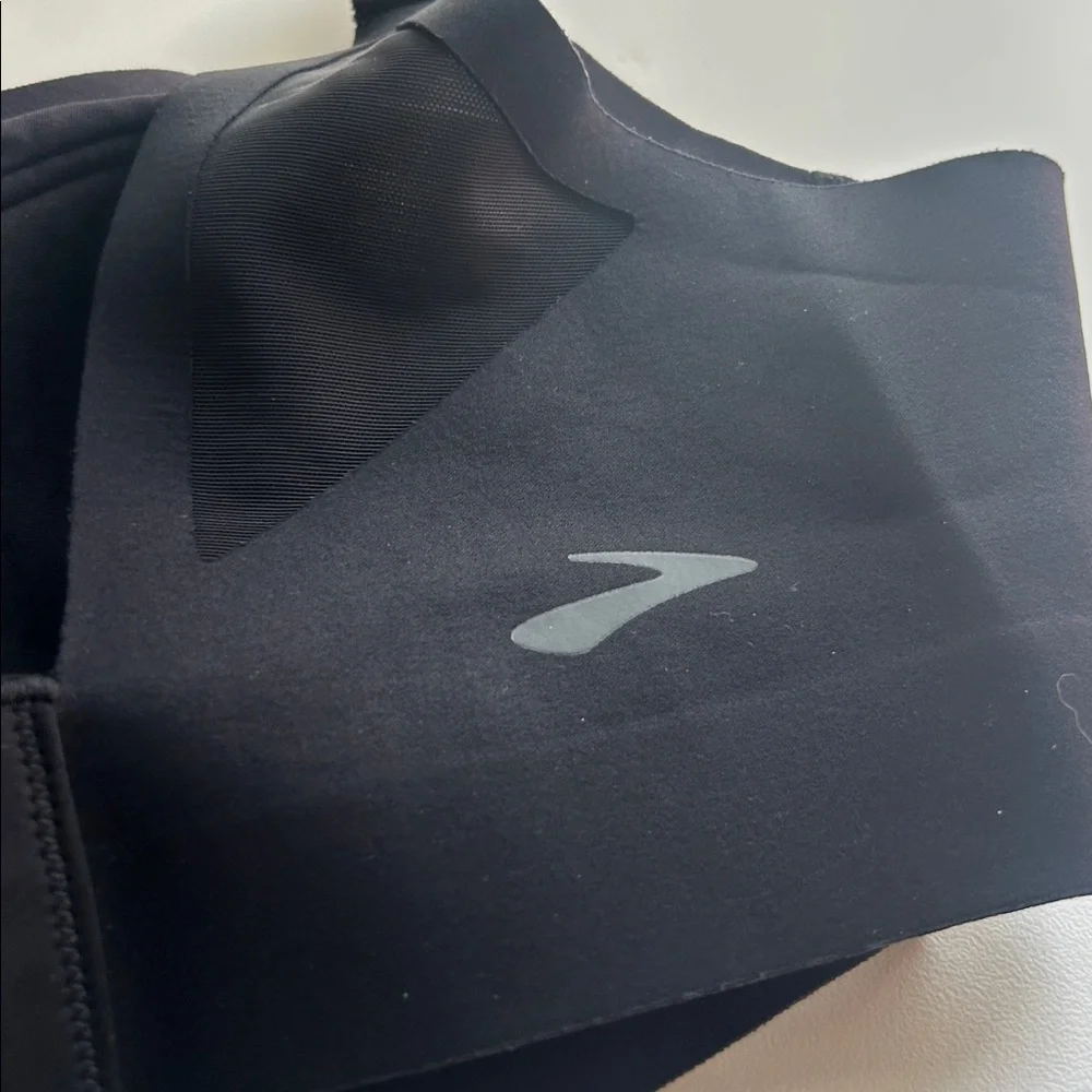Brooks active bra support - Picture 4 of 8
